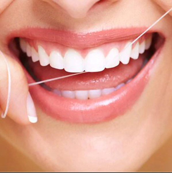 Зубна нитка Oral-B Essential Floss вощена м&rsquo;ятна, 50 м 5010622005029 фото